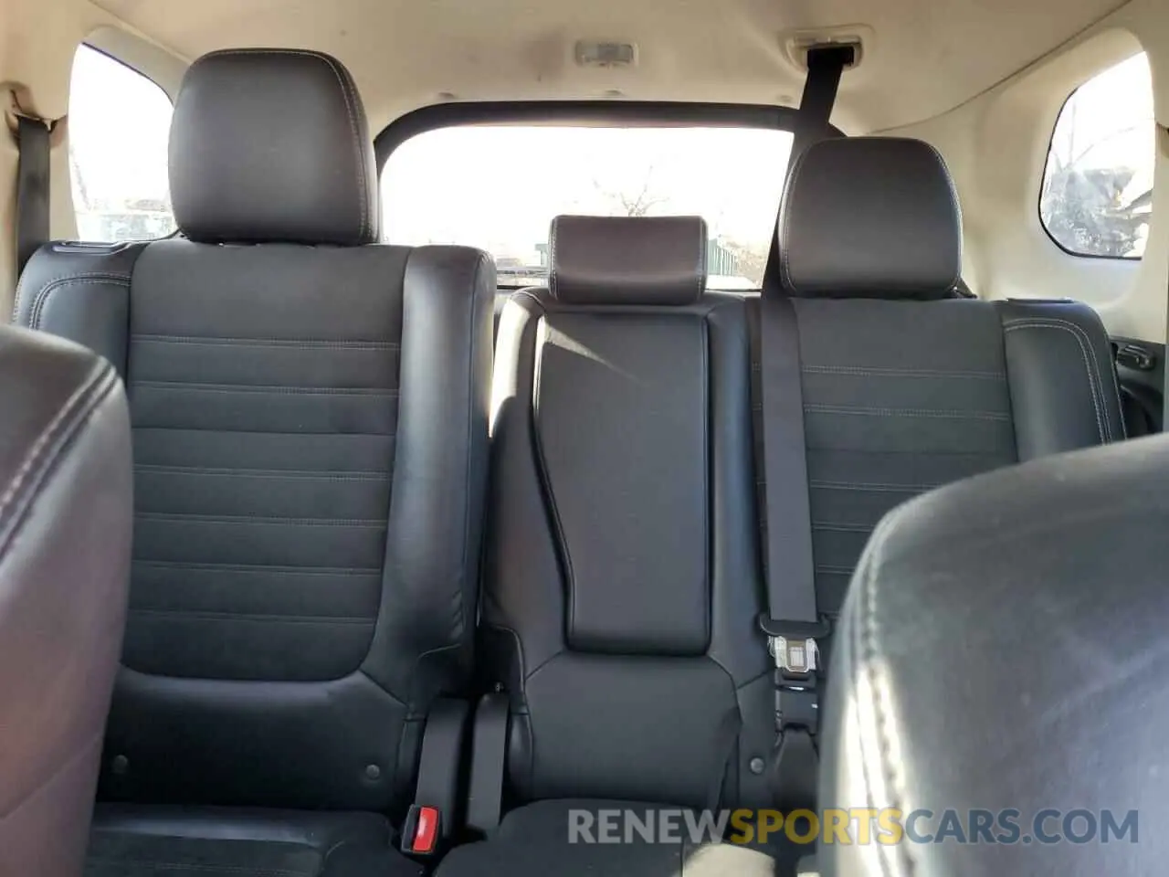 10 Photograph of a damaged car JA4AD3A37KZ017714 MITSUBISHI OUTLANDER 2019