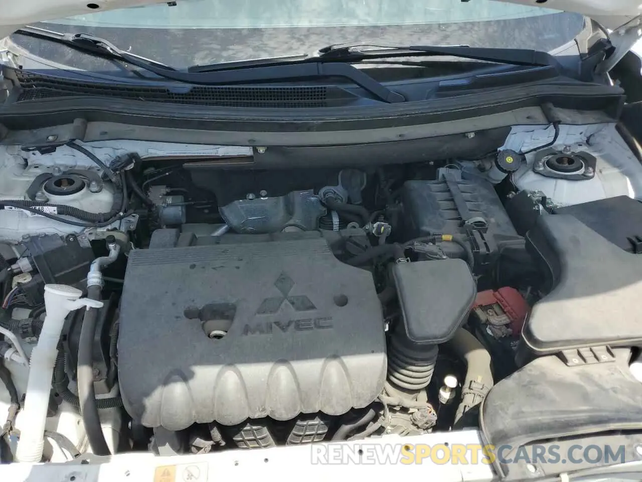 12 Photograph of a damaged car JA4AD3A38KZ008665 MITSUBISHI OUTLANDER 2019