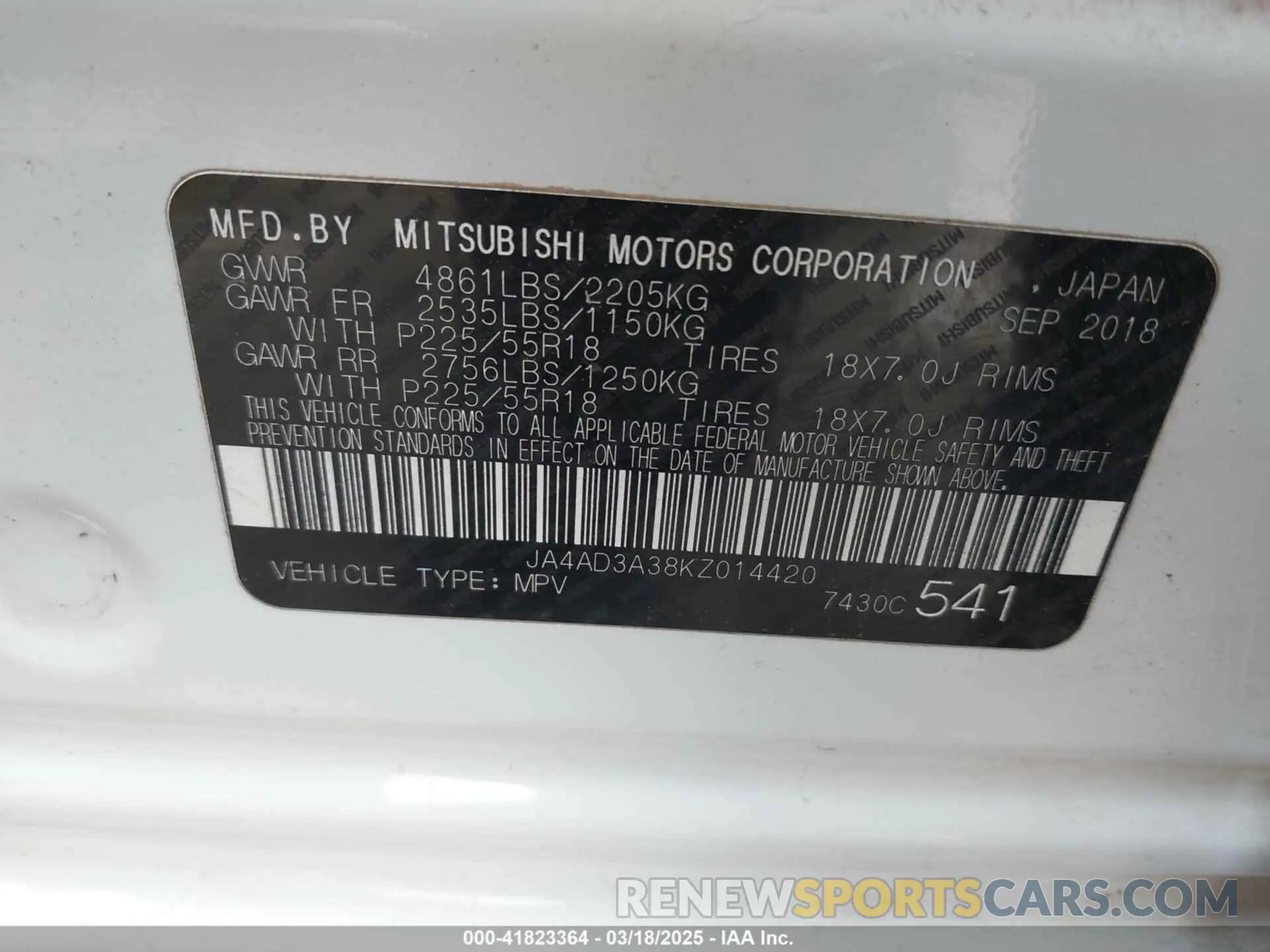 9 Photograph of a damaged car JA4AD3A38KZ014420 MITSUBISHI OUTLANDER 2019