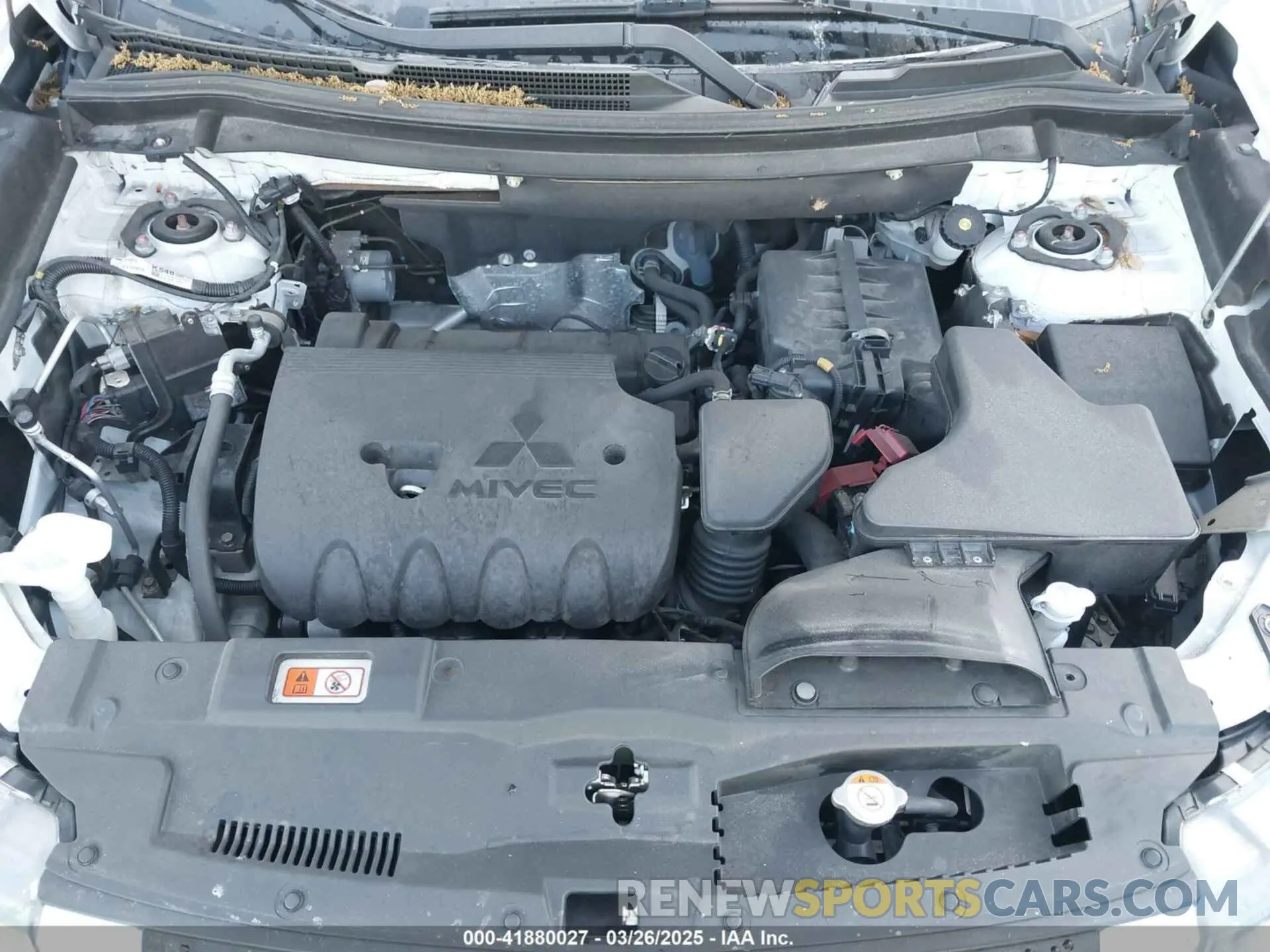 10 Photograph of a damaged car JA4AD3A38KZ018323 MITSUBISHI OUTLANDER 2019