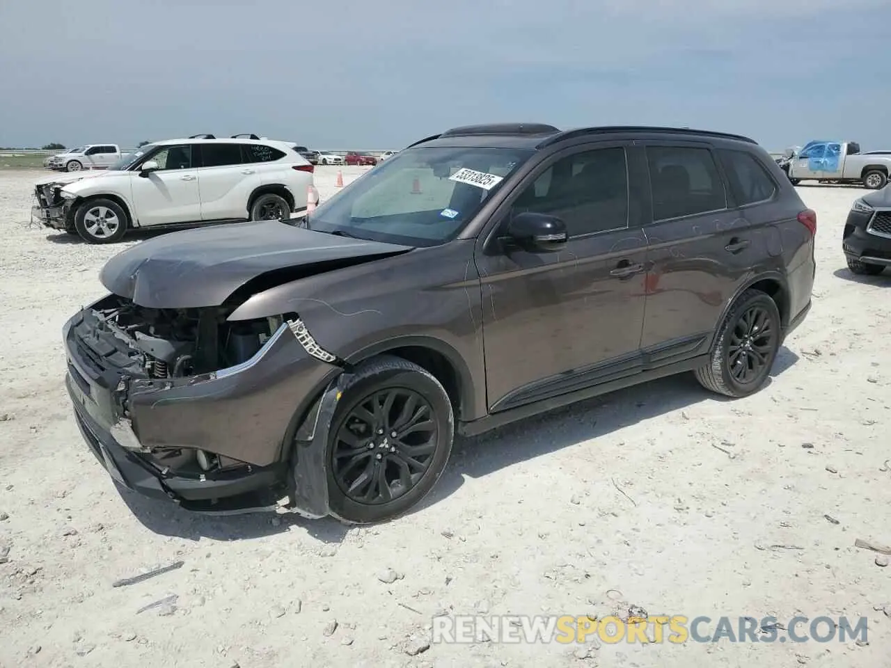 1 Photograph of a damaged car JA4AD3A38KZ026325 MITSUBISHI OUTLANDER 2019