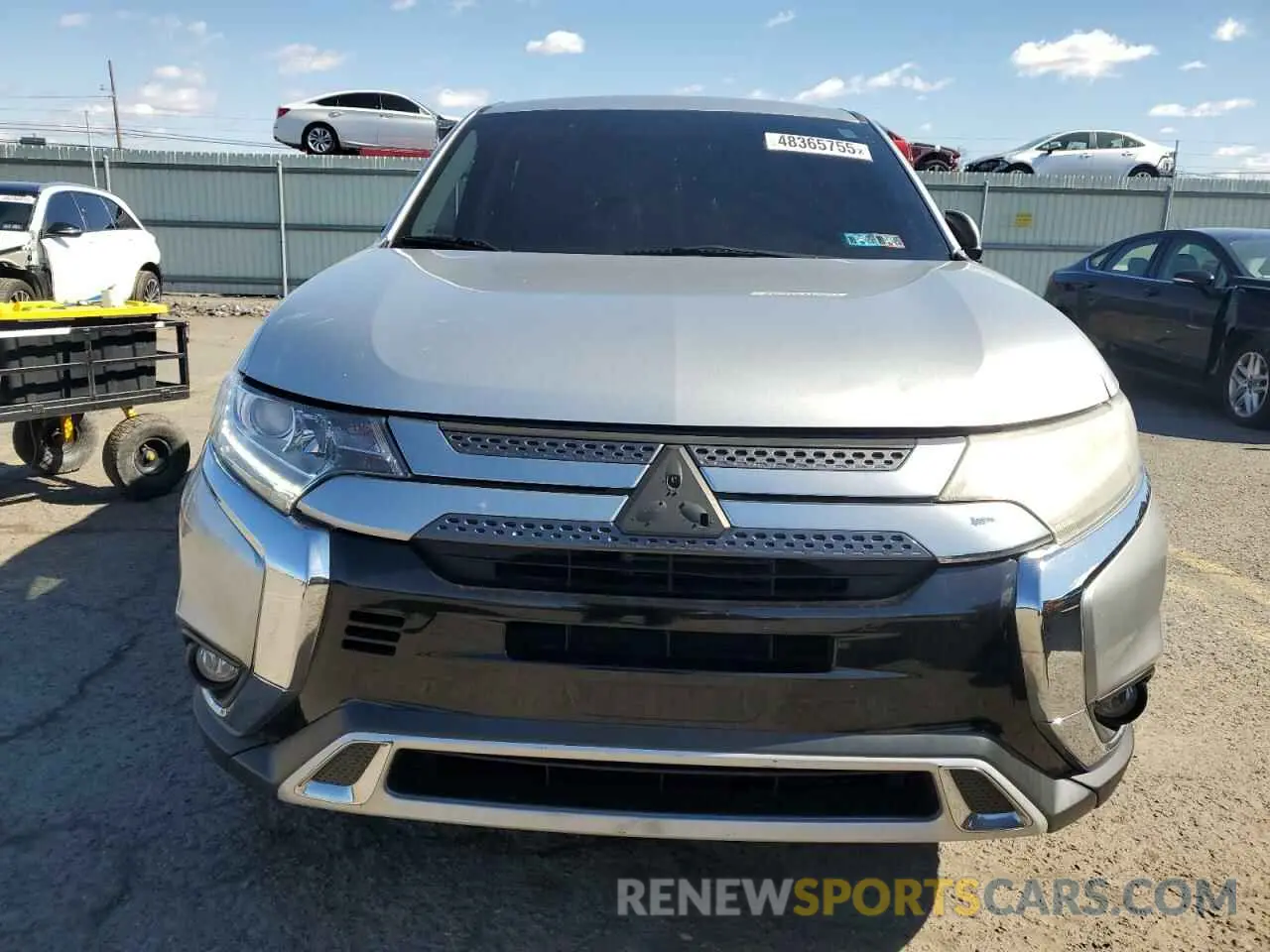 5 Photograph of a damaged car JA4AD3A38KZ052231 MITSUBISHI OUTLANDER 2019