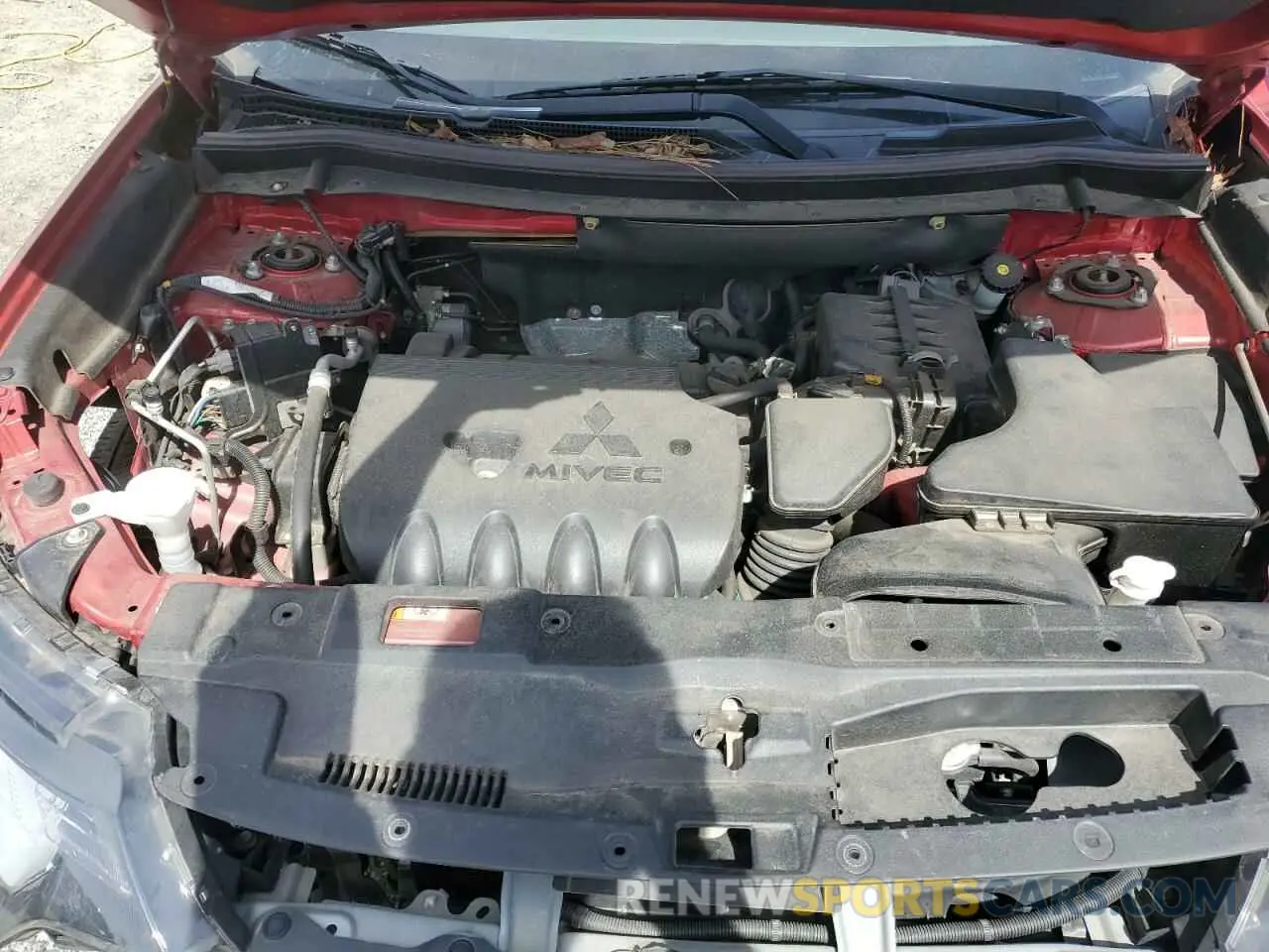 13 Photograph of a damaged car JA4AD3A39KZ004589 MITSUBISHI OUTLANDER 2019
