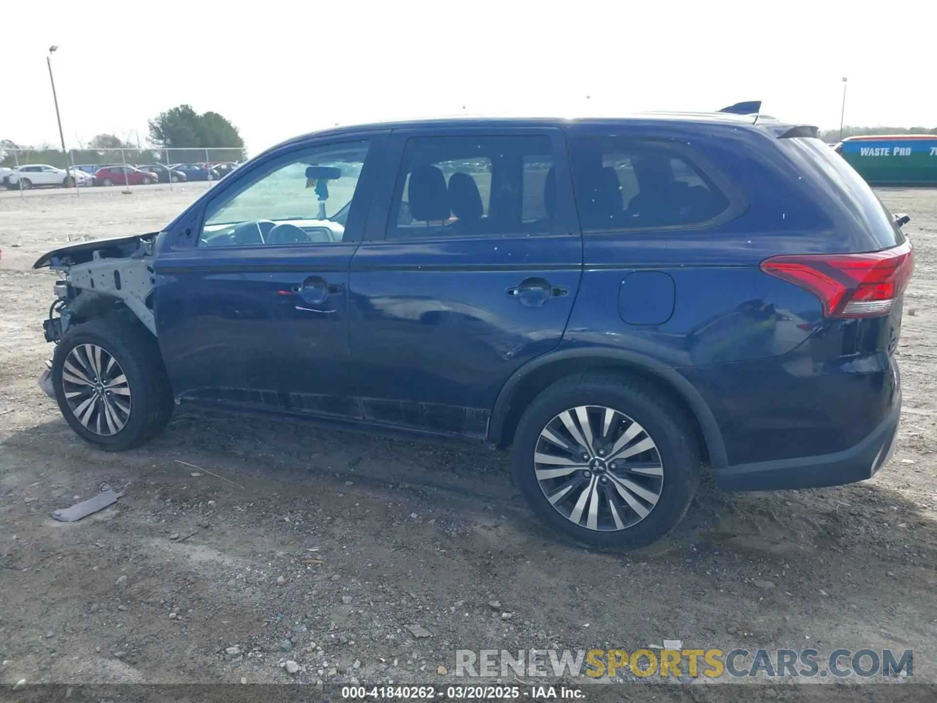 15 Photograph of a damaged car JA4AD3A39KZ005189 MITSUBISHI OUTLANDER 2019