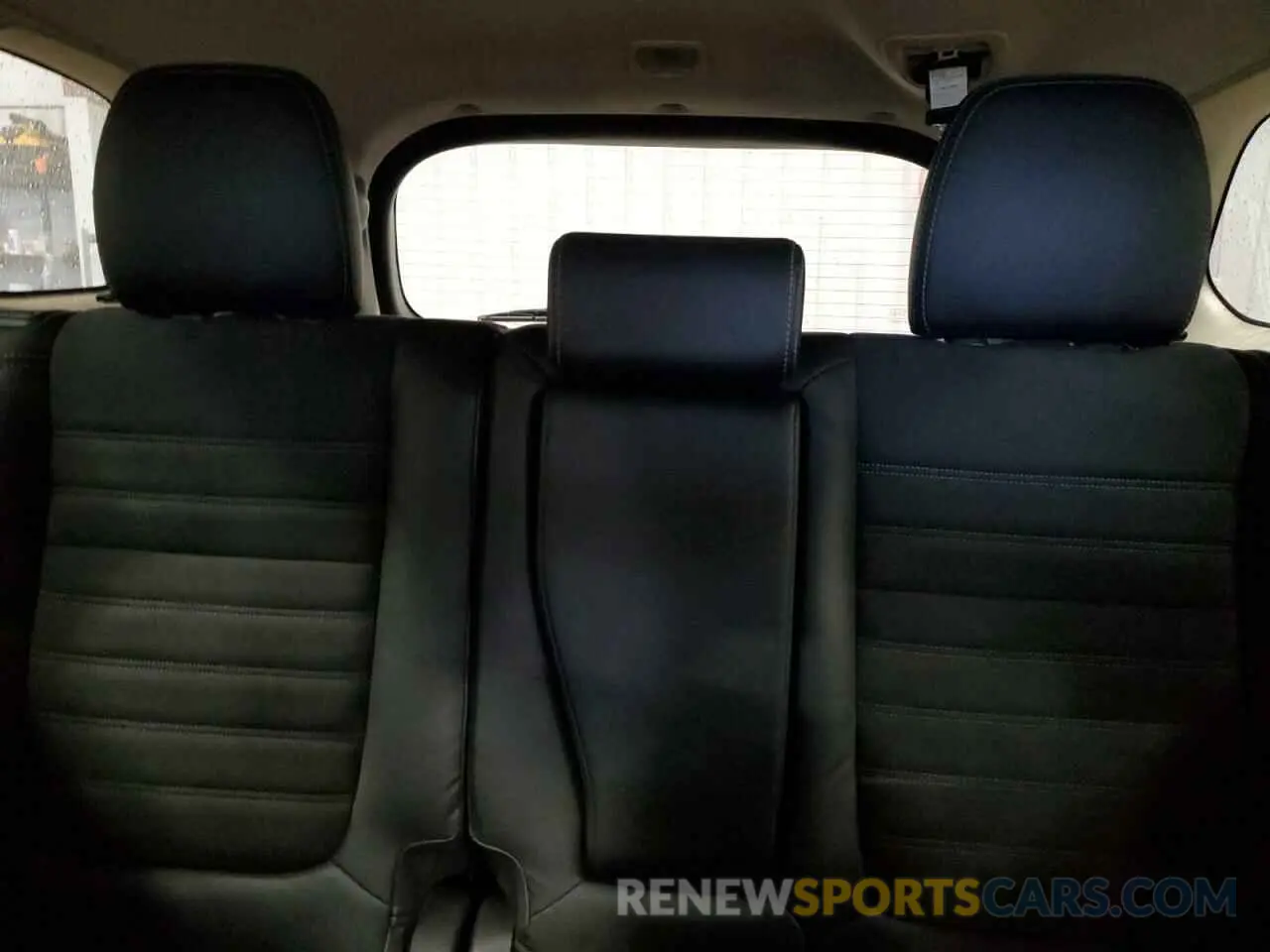 10 Photograph of a damaged car JA4AD3A39KZ008254 MITSUBISHI OUTLANDER 2019