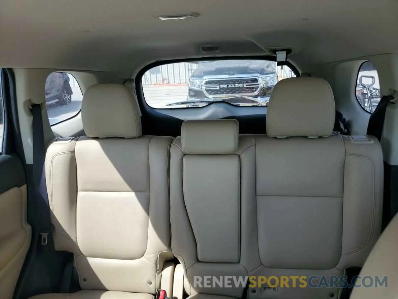 10 Photograph of a damaged car JA4AD3A39KZ017259 MITSUBISHI OUTLANDER 2019