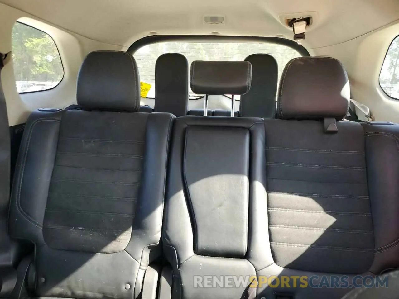 10 Photograph of a damaged car JA4AD3A39KZ019951 MITSUBISHI OUTLANDER 2019