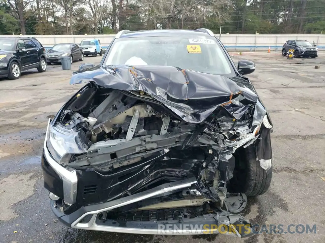 5 Photograph of a damaged car JA4AD3A39KZ027323 MITSUBISHI OUTLANDER 2019