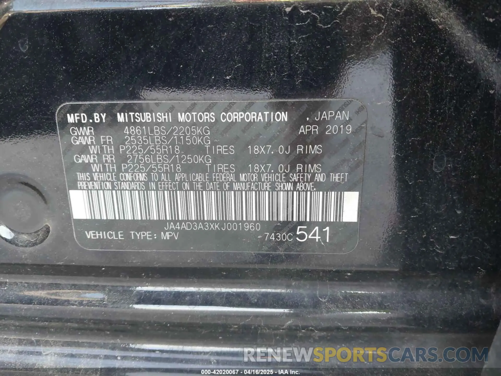 9 Photograph of a damaged car JA4AD3A3XKJ001960 MITSUBISHI OUTLANDER 2019
