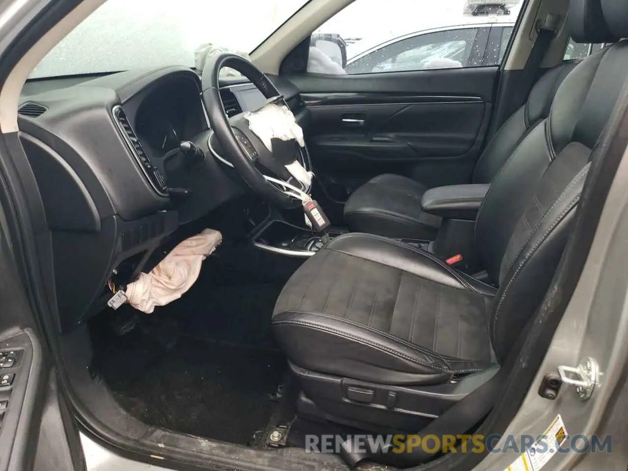 7 Photograph of a damaged car JA4AD3A3XKZ035589 MITSUBISHI OUTLANDER 2019