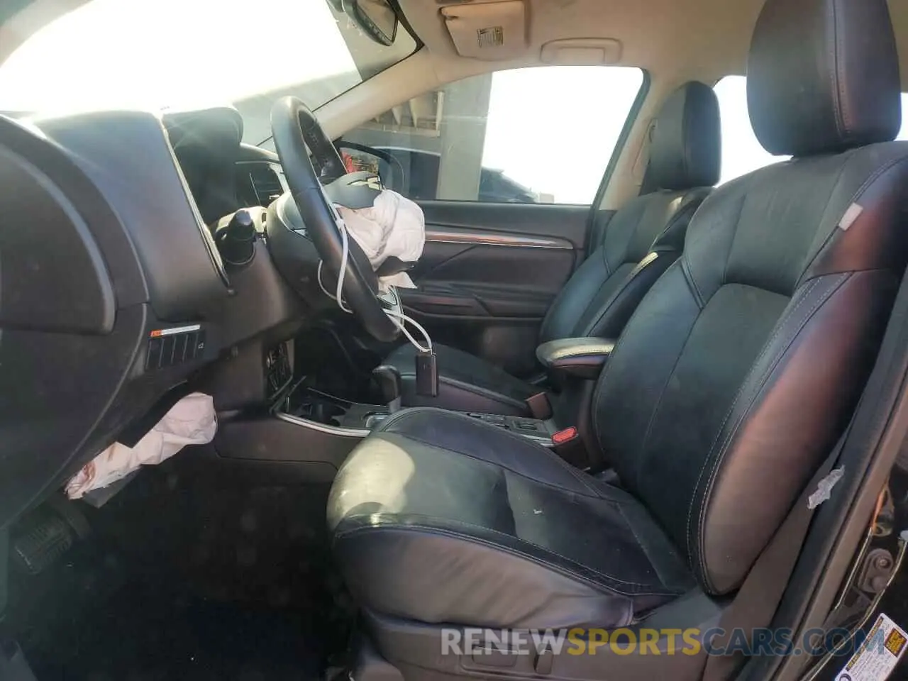 7 Photograph of a damaged car JA4AD3A3XKZ035883 MITSUBISHI OUTLANDER 2019