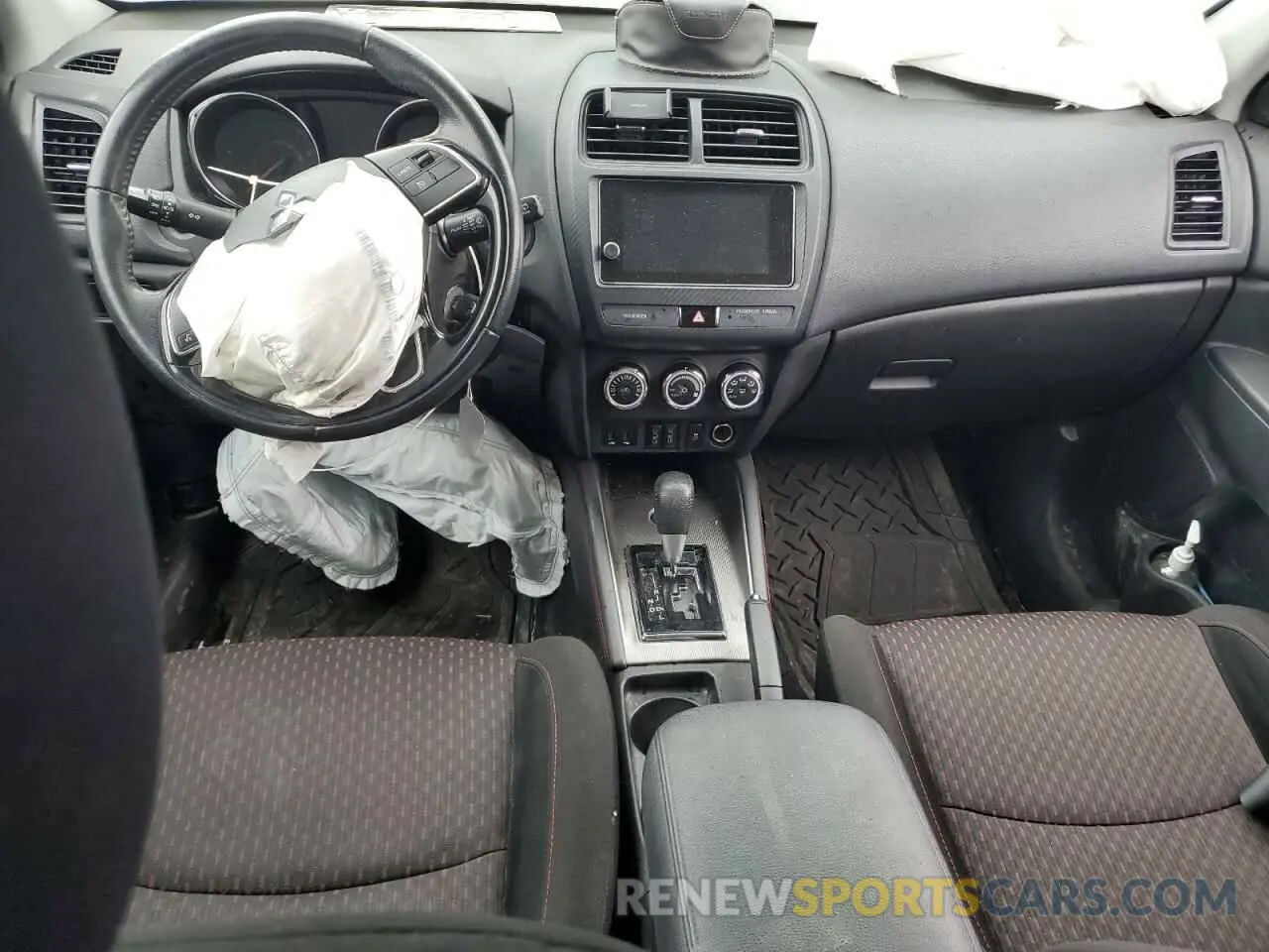 8 Photograph of a damaged car JA4AJ3AU0KU603895 MITSUBISHI OUTLANDER 2019