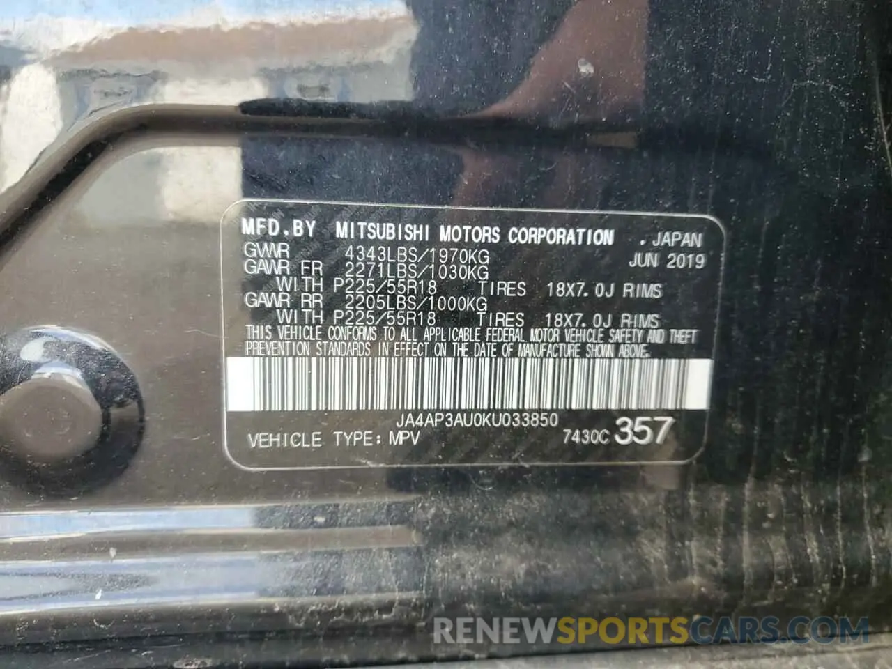 13 Photograph of a damaged car JA4AP3AU0KU033850 MITSUBISHI OUTLANDER 2019