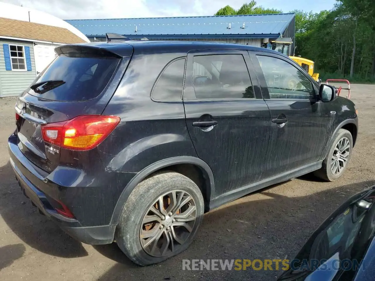 3 Photograph of a damaged car JA4AP3AU0KU033850 MITSUBISHI OUTLANDER 2019