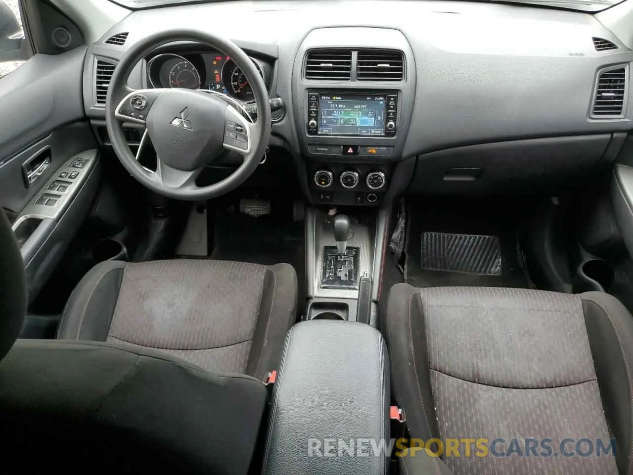 8 Photograph of a damaged car JA4AP3AU0KU035775 MITSUBISHI OUTLANDER 2019