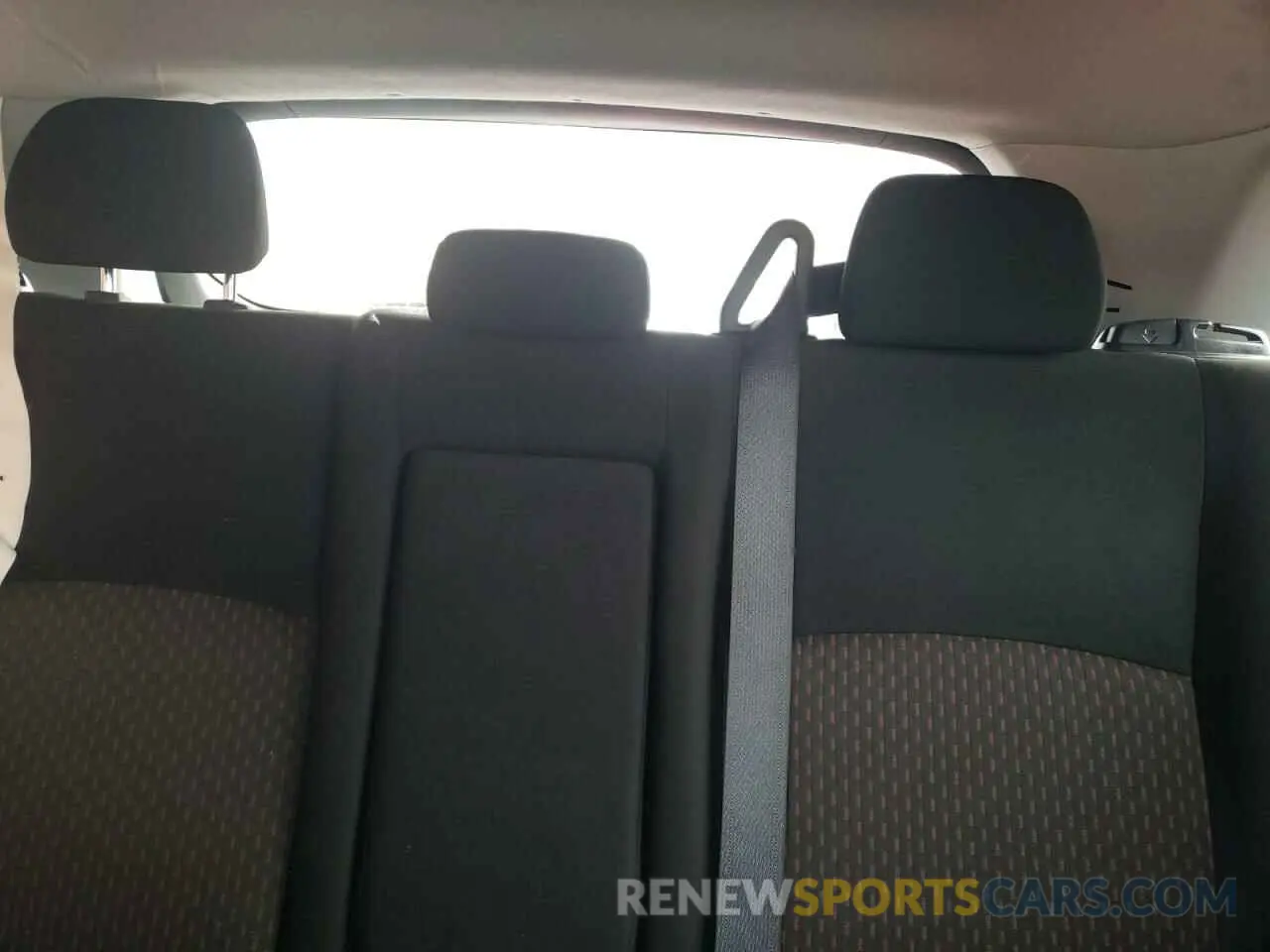 10 Photograph of a damaged car JA4AP3AU1KU001666 MITSUBISHI OUTLANDER 2019