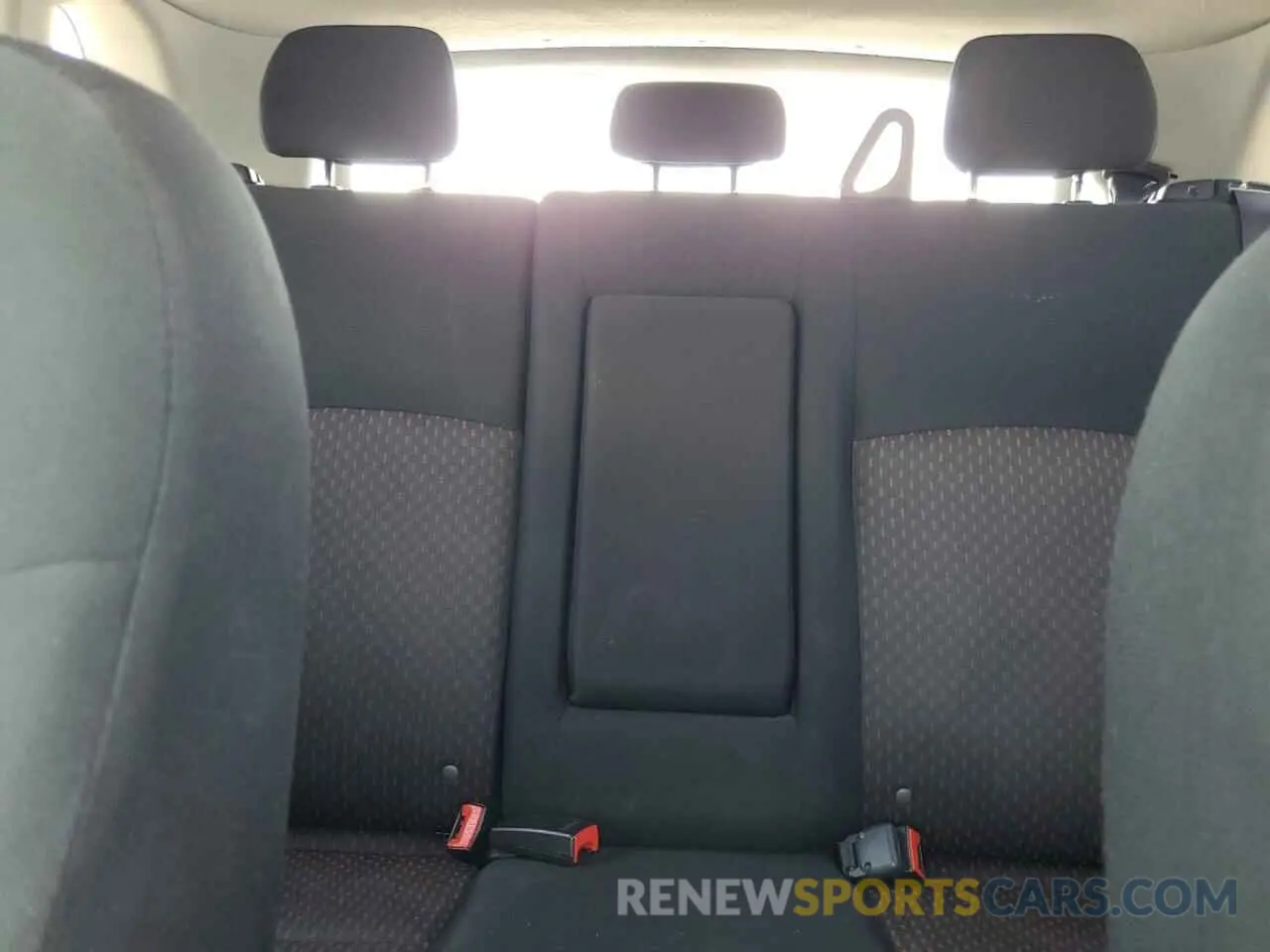 10 Photograph of a damaged car JA4AP3AU1KU009069 MITSUBISHI OUTLANDER 2019