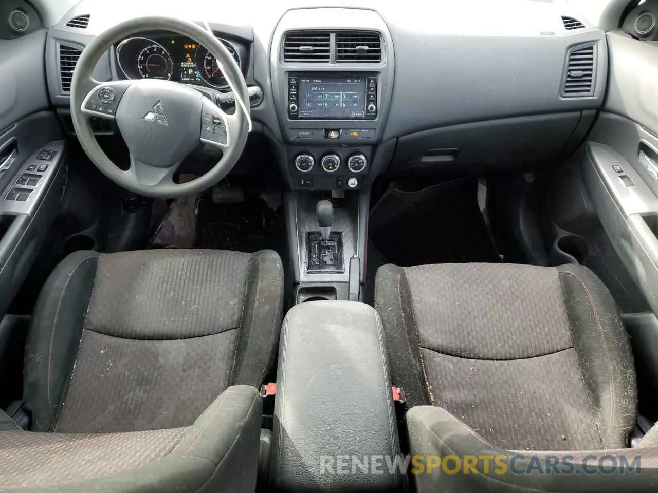 8 Photograph of a damaged car JA4AP3AU1KU030729 MITSUBISHI OUTLANDER 2019