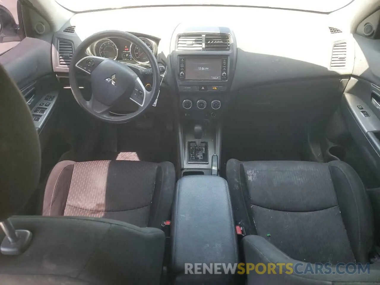 8 Photograph of a damaged car JA4AP3AU2KU005452 MITSUBISHI OUTLANDER 2019