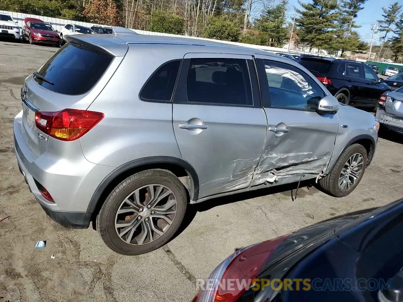 3 Photograph of a damaged car JA4AP3AU2KU033817 MITSUBISHI OUTLANDER 2019