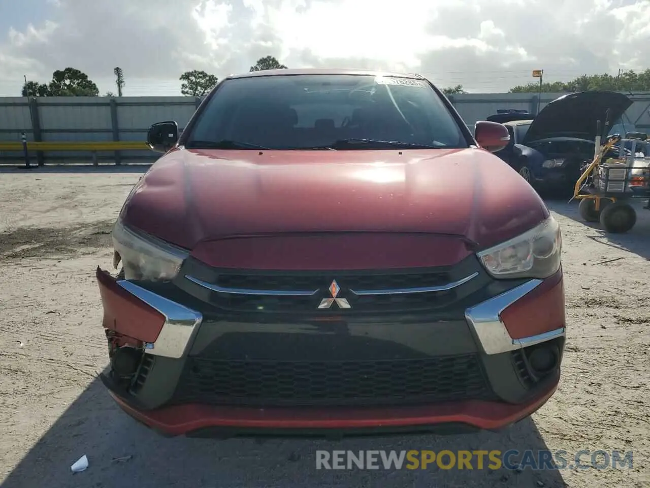 5 Photograph of a damaged car JA4AP3AU3KU005377 MITSUBISHI OUTLANDER 2019