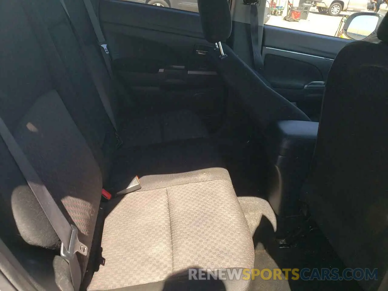 11 Photograph of a damaged car JA4AP3AU4KU011687 MITSUBISHI OUTLANDER 2019