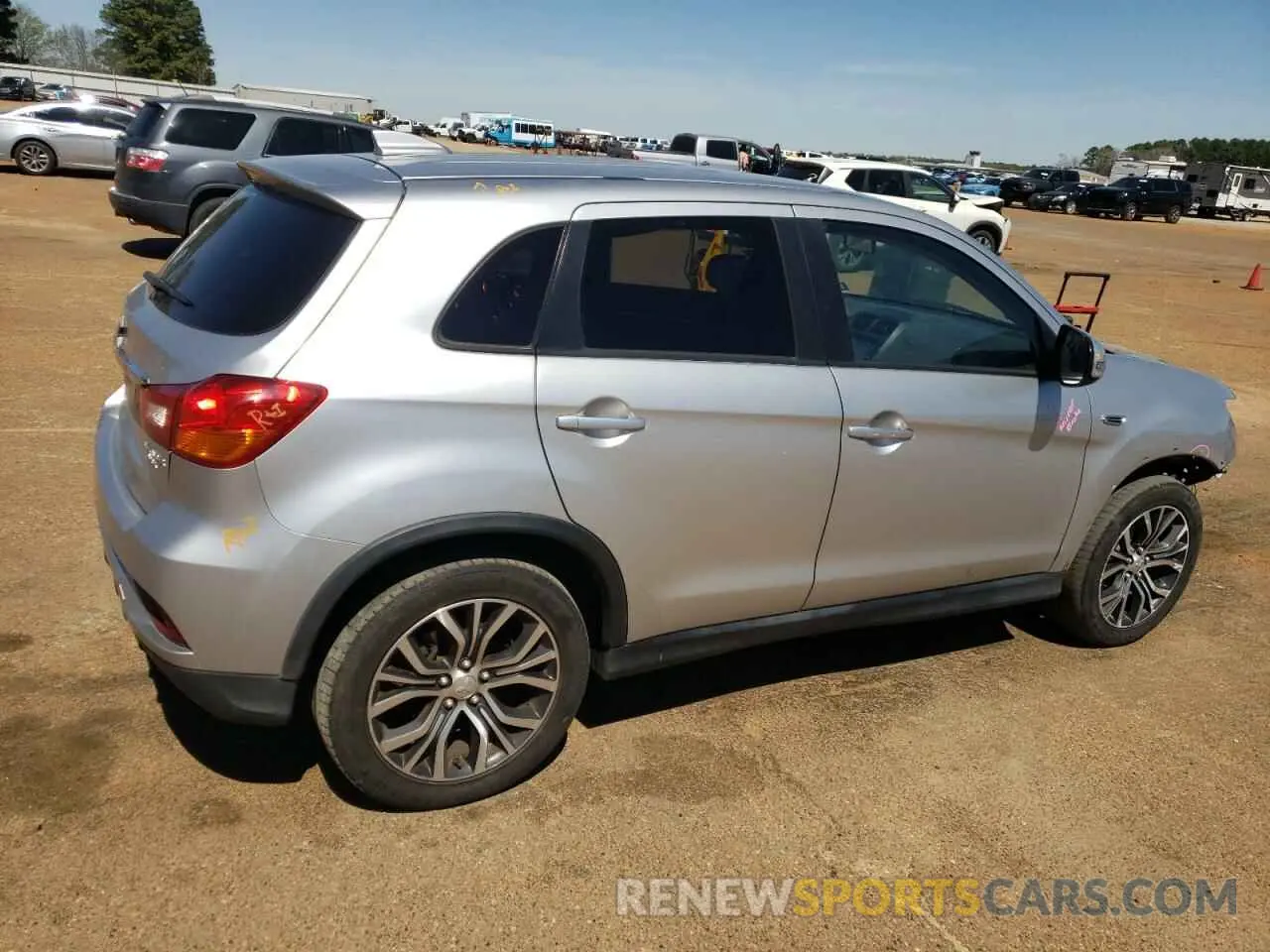 3 Photograph of a damaged car JA4AP3AU4KU011687 MITSUBISHI OUTLANDER 2019
