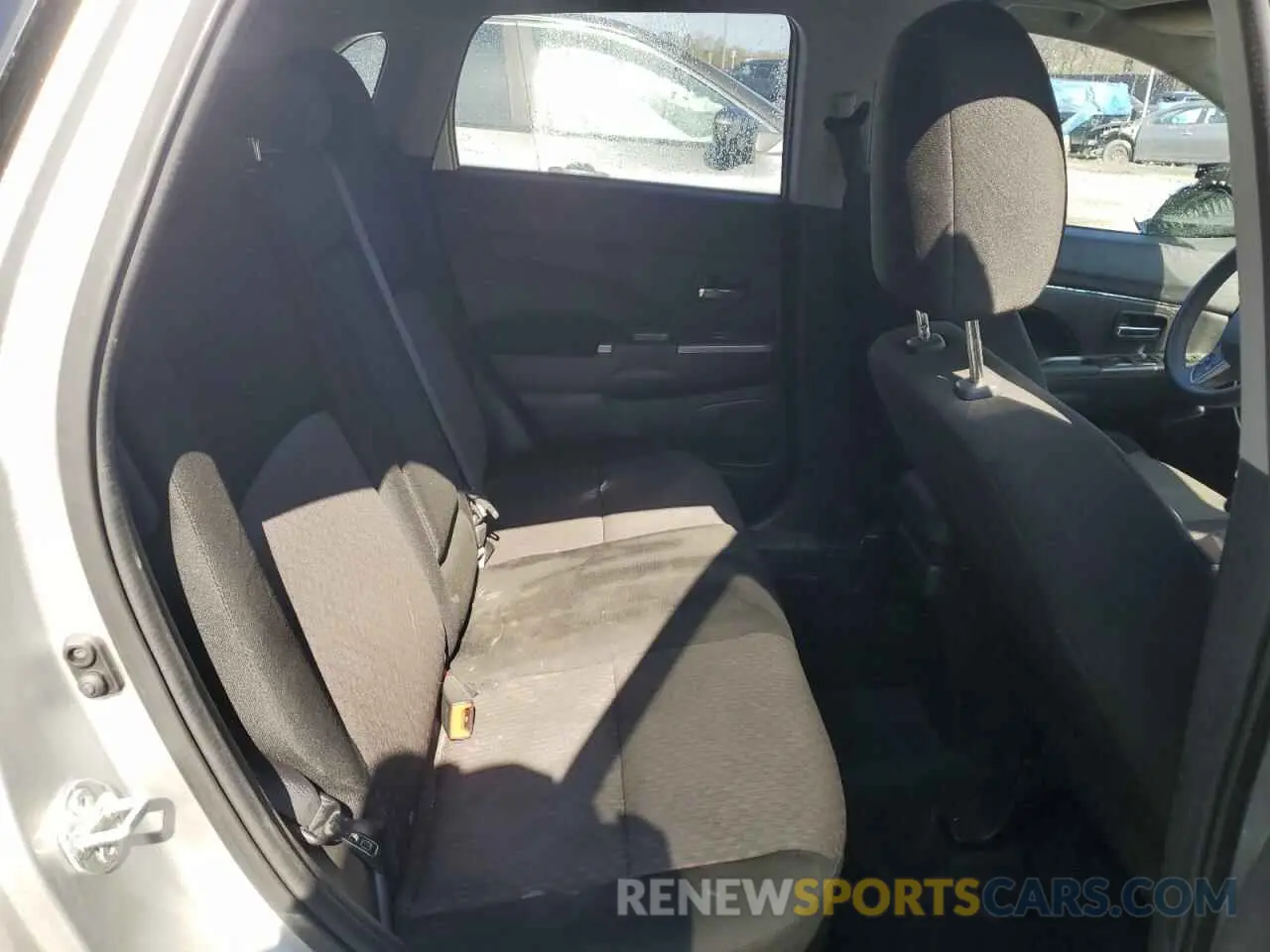 11 Photograph of a damaged car JA4AP3AU4KU033253 MITSUBISHI OUTLANDER 2019