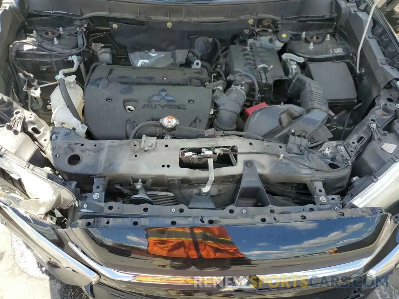 12 Photograph of a damaged car JA4AP3AU6KU005969 MITSUBISHI OUTLANDER 2019