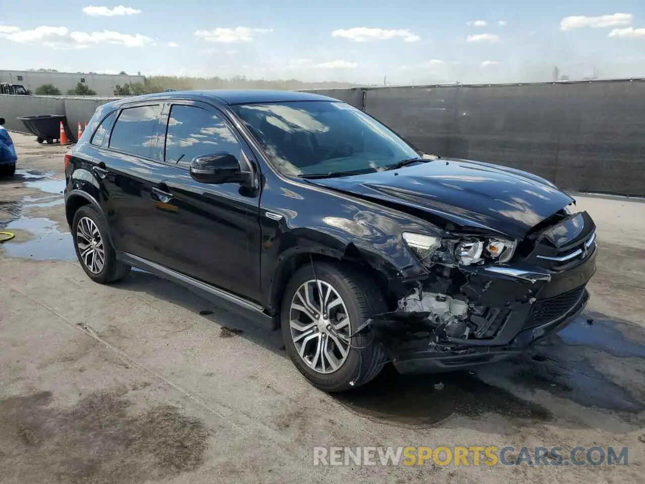 4 Photograph of a damaged car JA4AP3AU6KU005969 MITSUBISHI OUTLANDER 2019