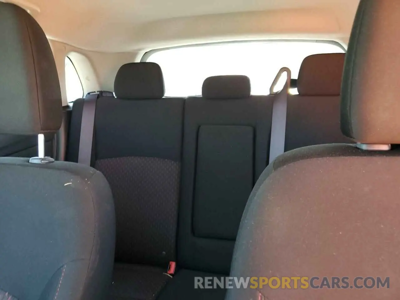 10 Photograph of a damaged car JA4AP3AU6KU006815 MITSUBISHI OUTLANDER 2019