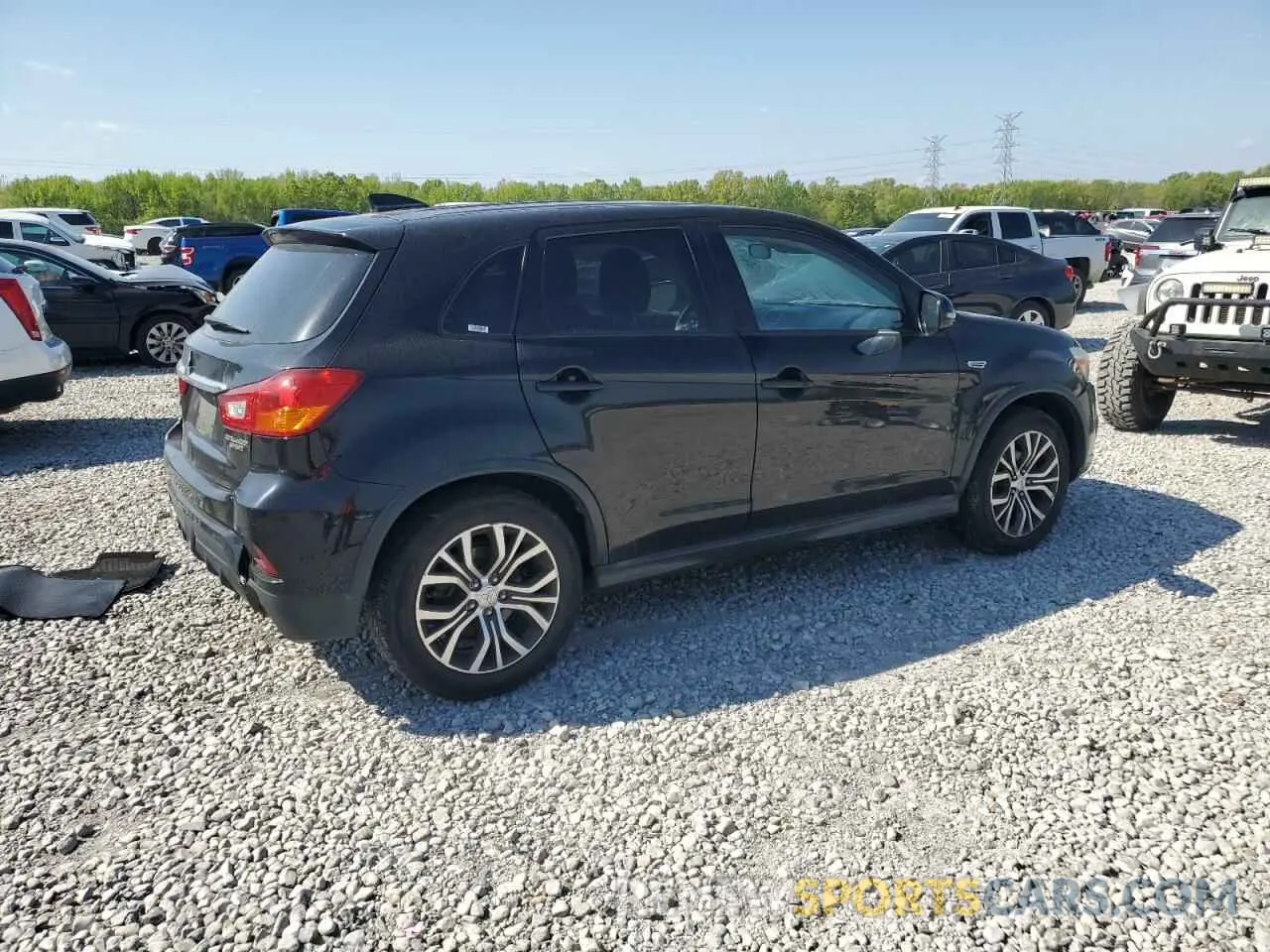 3 Photograph of a damaged car JA4AP3AU6KU006815 MITSUBISHI OUTLANDER 2019