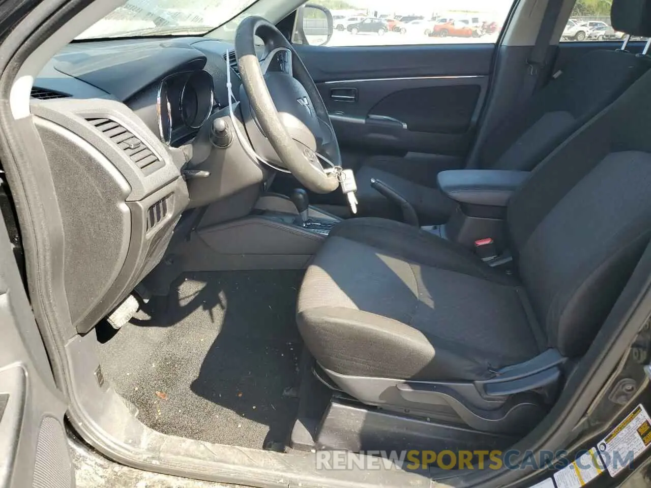 7 Photograph of a damaged car JA4AP3AU6KU006815 MITSUBISHI OUTLANDER 2019
