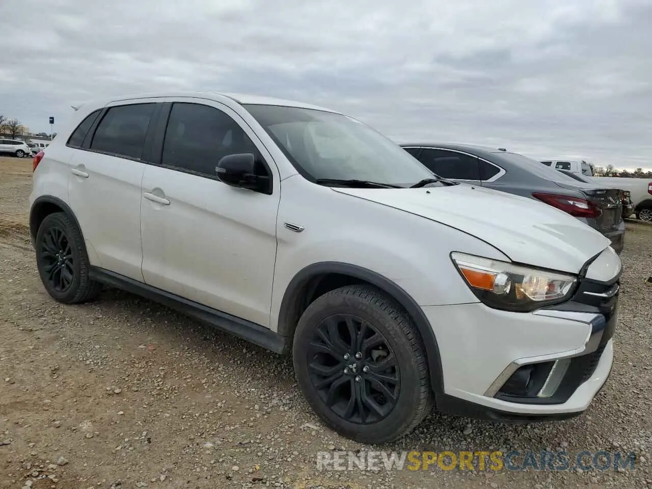 4 Photograph of a damaged car JA4AP3AU6KU020634 MITSUBISHI OUTLANDER 2019