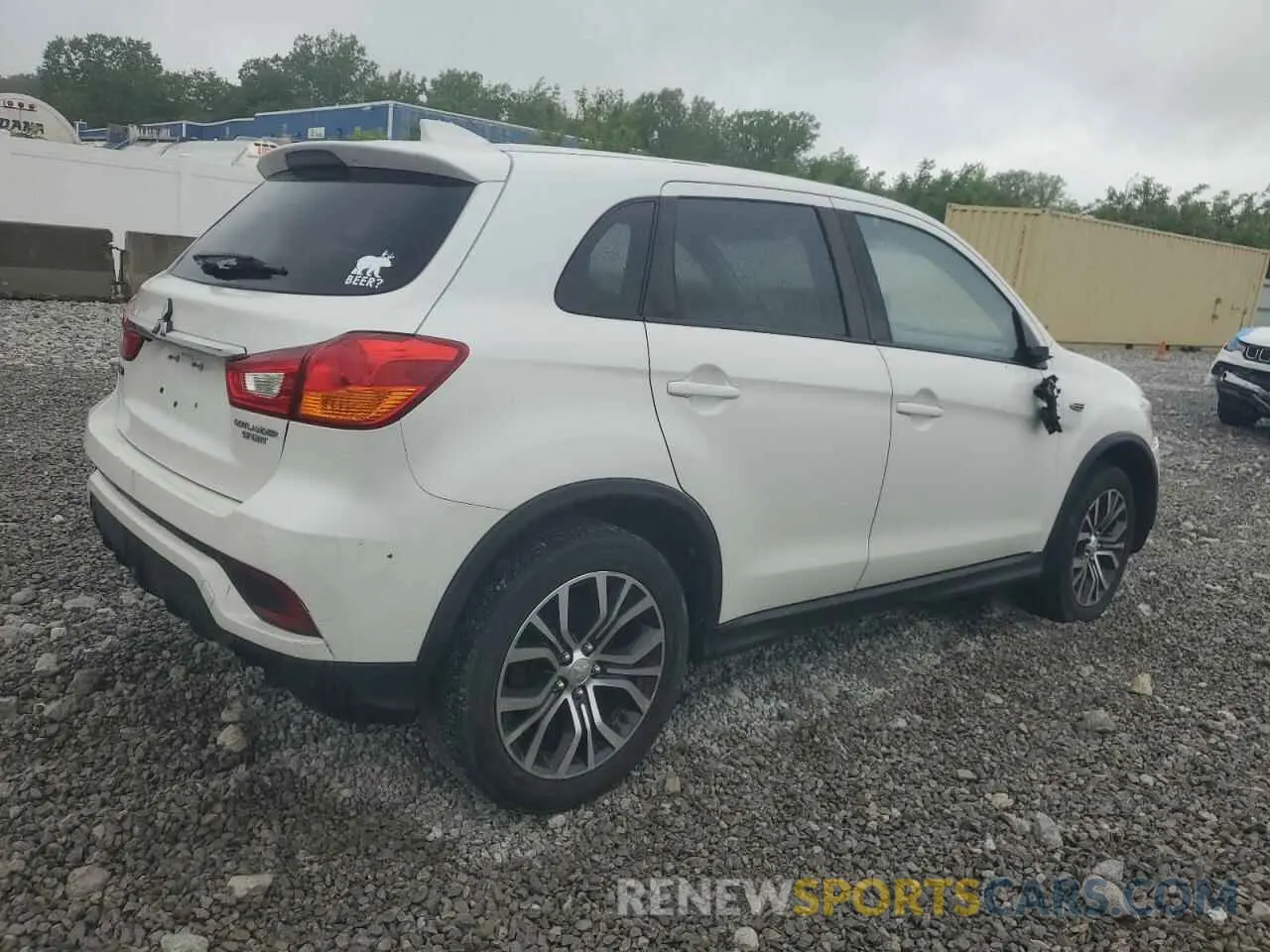 3 Photograph of a damaged car JA4AP3AU6KU033285 MITSUBISHI OUTLANDER 2019