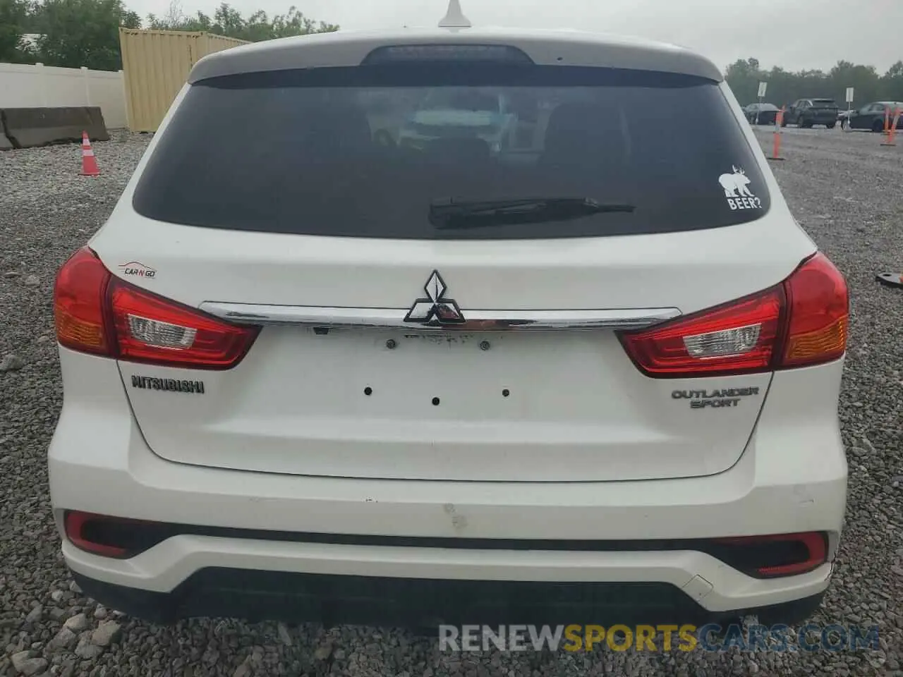 6 Photograph of a damaged car JA4AP3AU6KU033285 MITSUBISHI OUTLANDER 2019