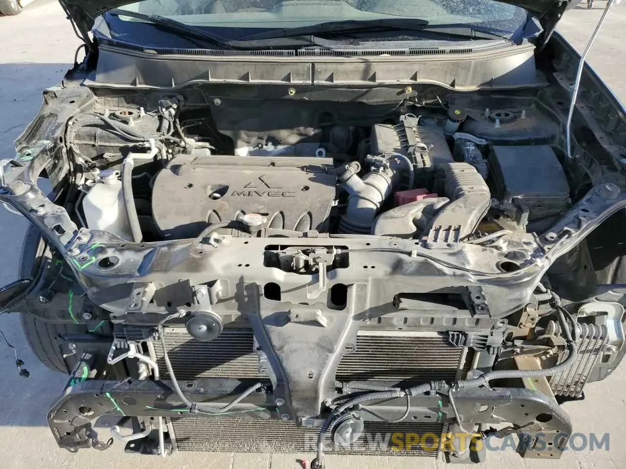 11 Photograph of a damaged car JA4AP3AU7KU035126 MITSUBISHI OUTLANDER 2019