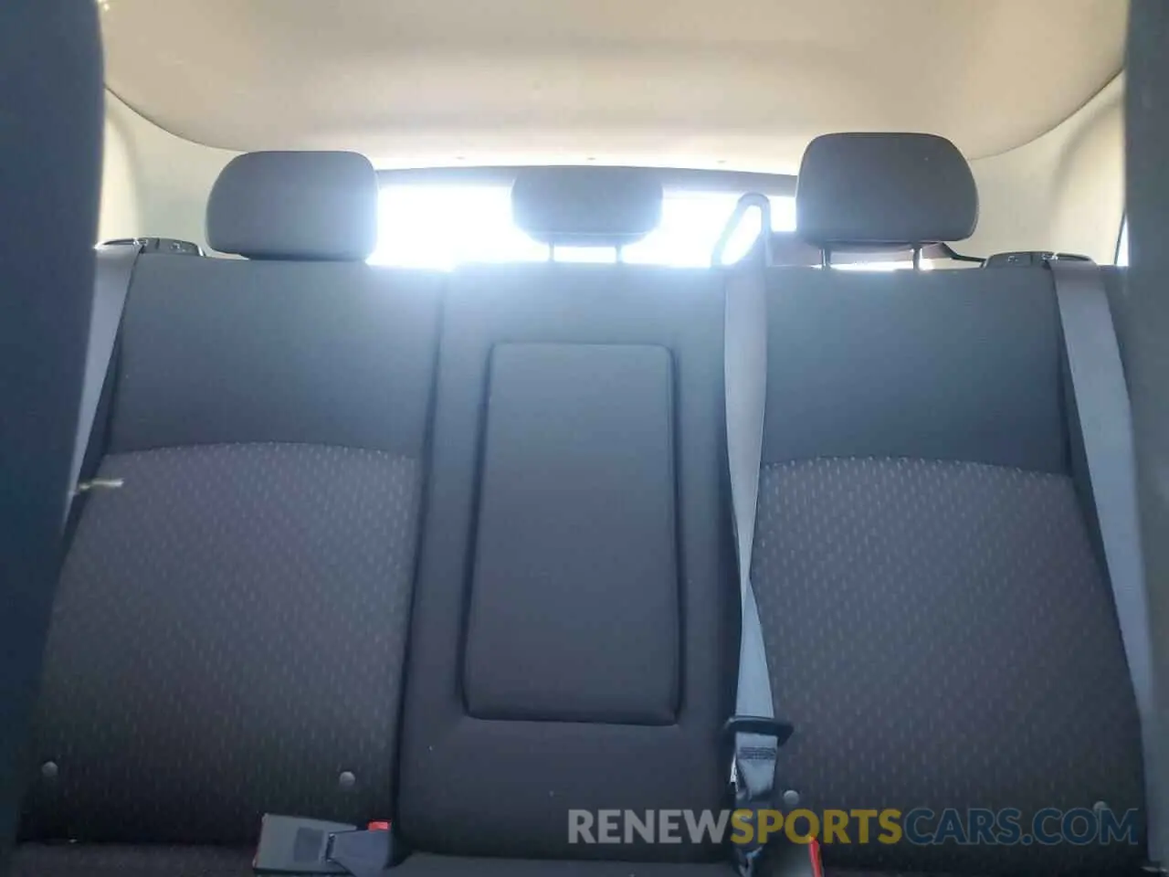 10 Photograph of a damaged car JA4AP3AU7KU035658 MITSUBISHI OUTLANDER 2019