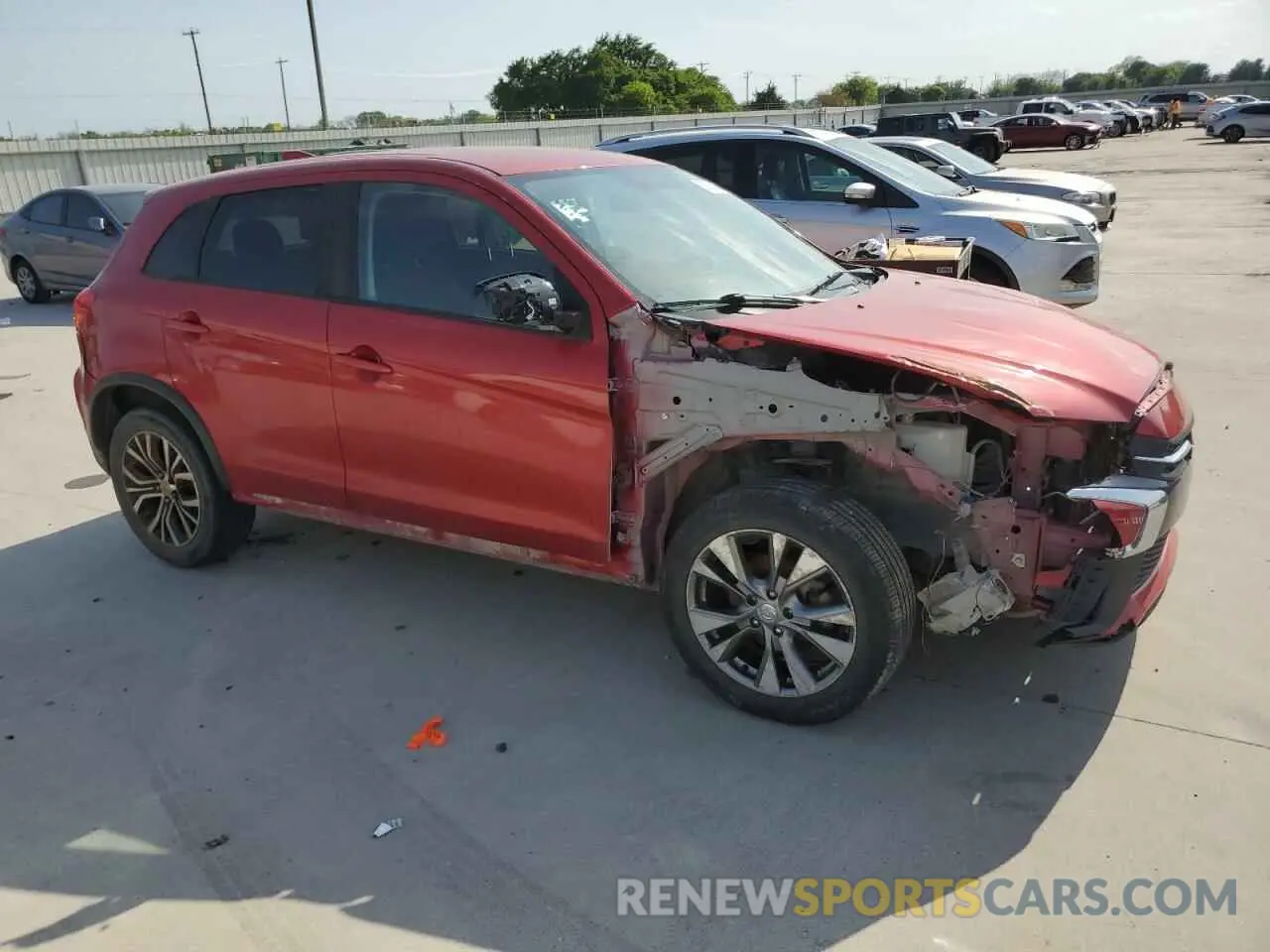 4 Photograph of a damaged car JA4AP3AU8KU018965 MITSUBISHI OUTLANDER 2019