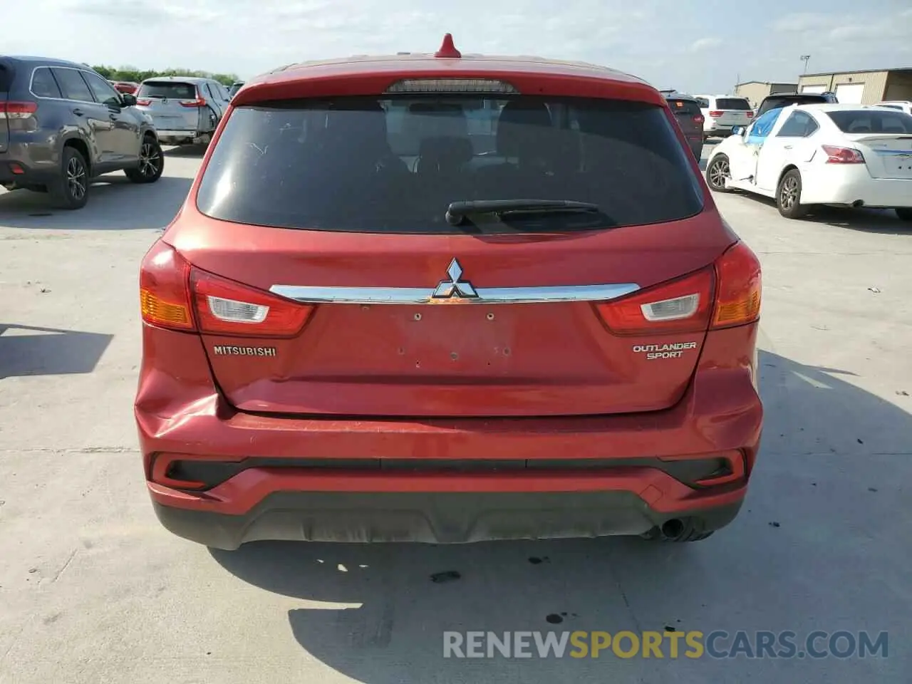 6 Photograph of a damaged car JA4AP3AU8KU018965 MITSUBISHI OUTLANDER 2019