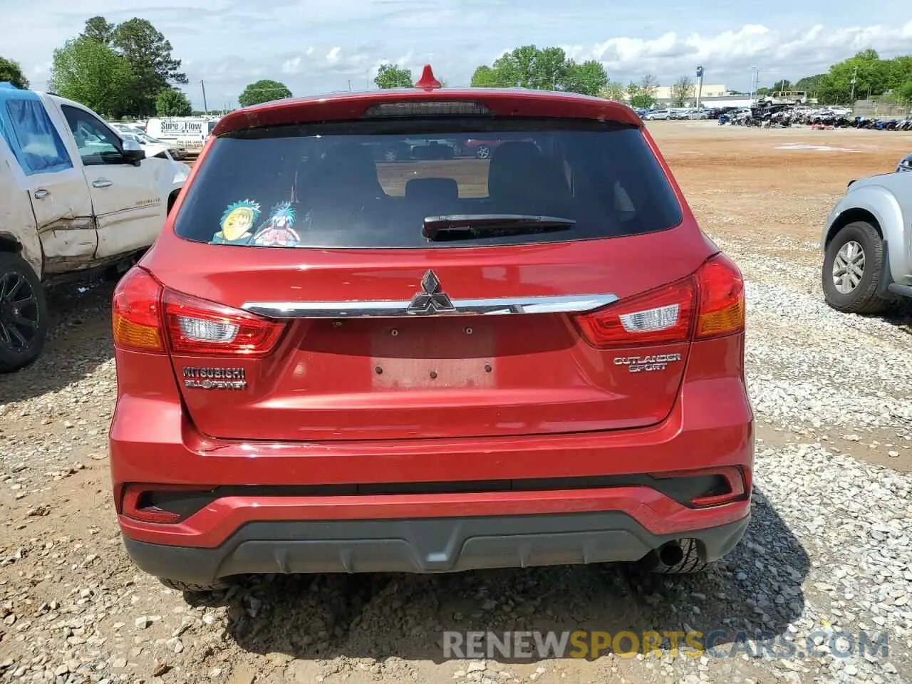 6 Photograph of a damaged car JA4AP3AU8KU021476 MITSUBISHI OUTLANDER 2019