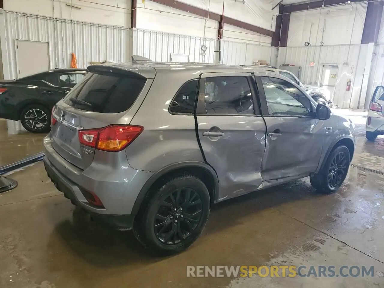 3 Photograph of a damaged car JA4AP3AU8KU032915 MITSUBISHI OUTLANDER 2019