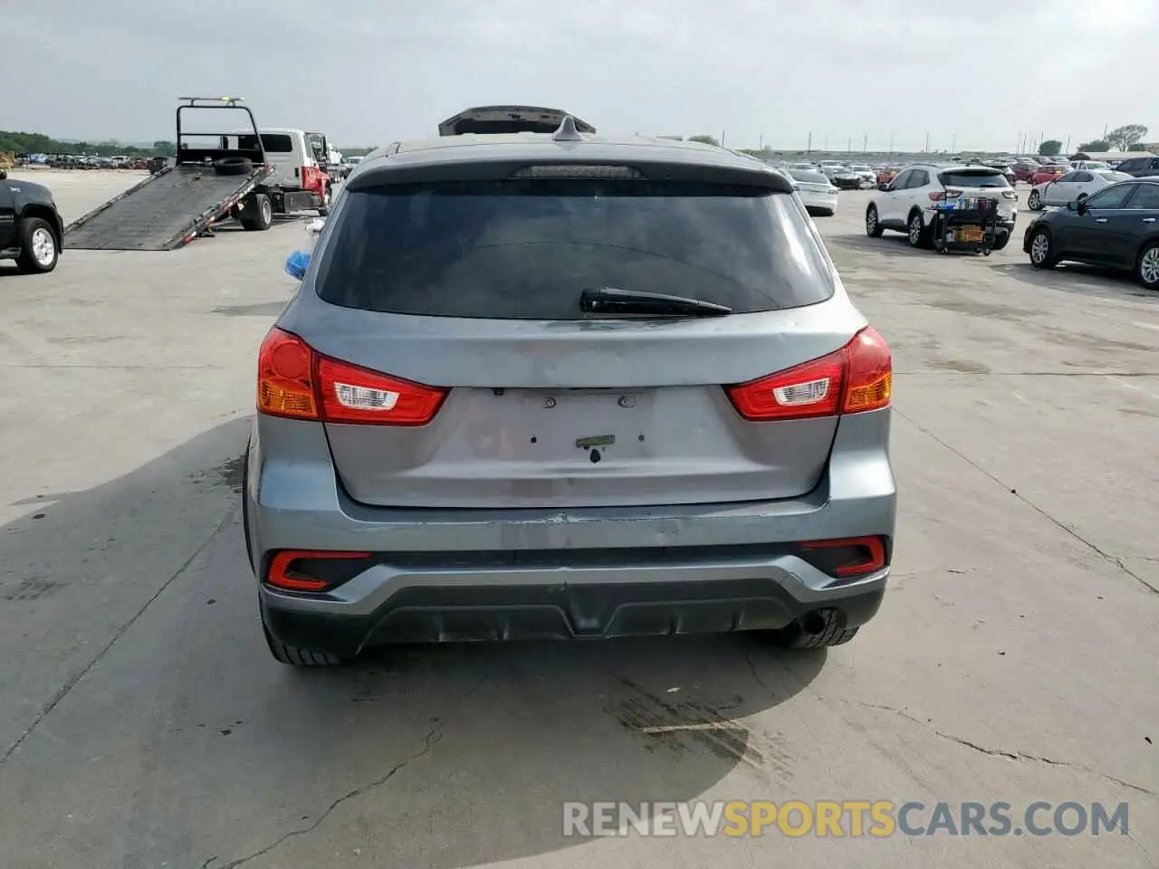6 Photograph of a damaged car JA4AP3AUXKU035346 MITSUBISHI OUTLANDER 2019