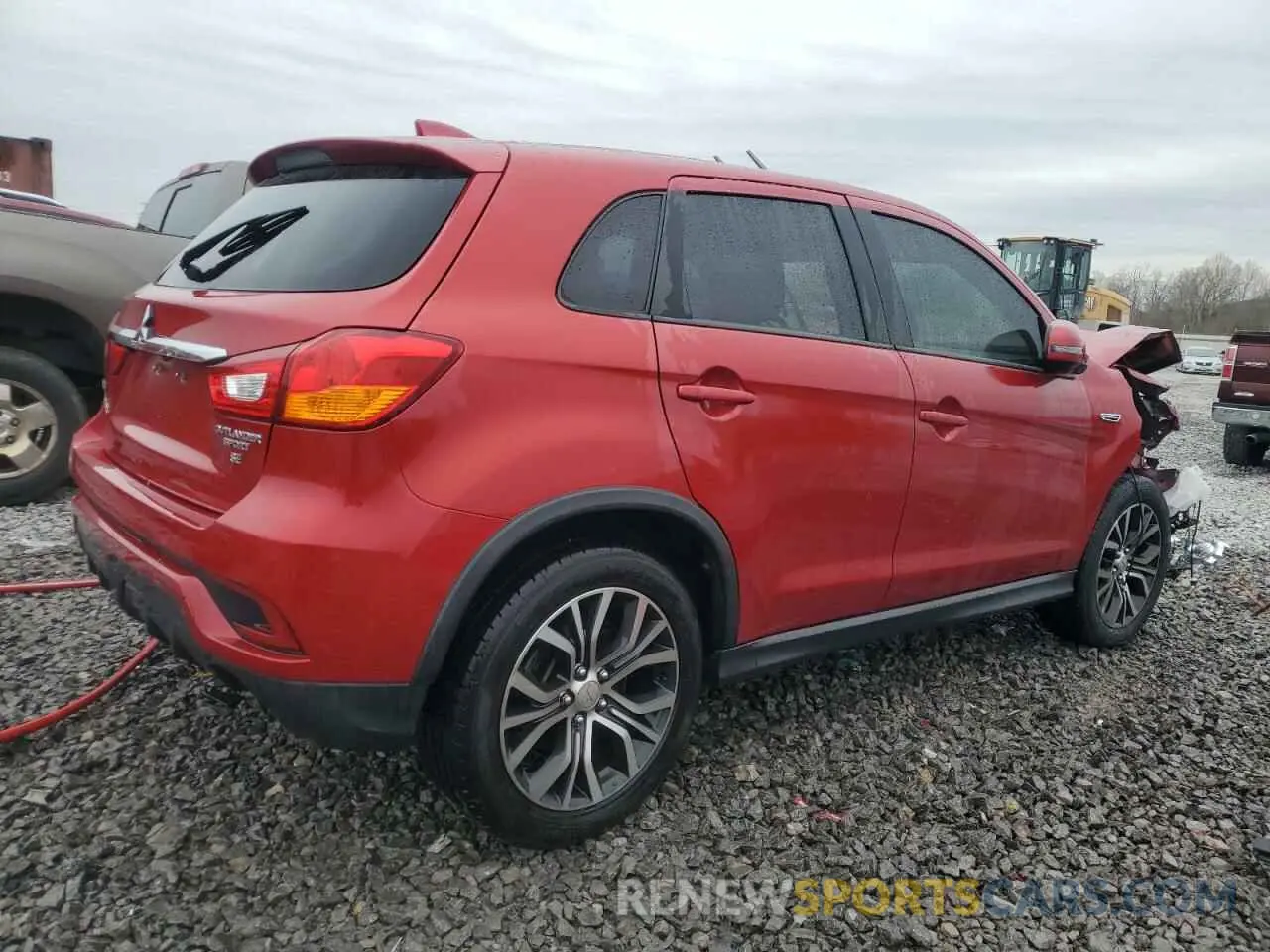 3 Photograph of a damaged car JA4AP4AU5KU017620 MITSUBISHI OUTLANDER 2019