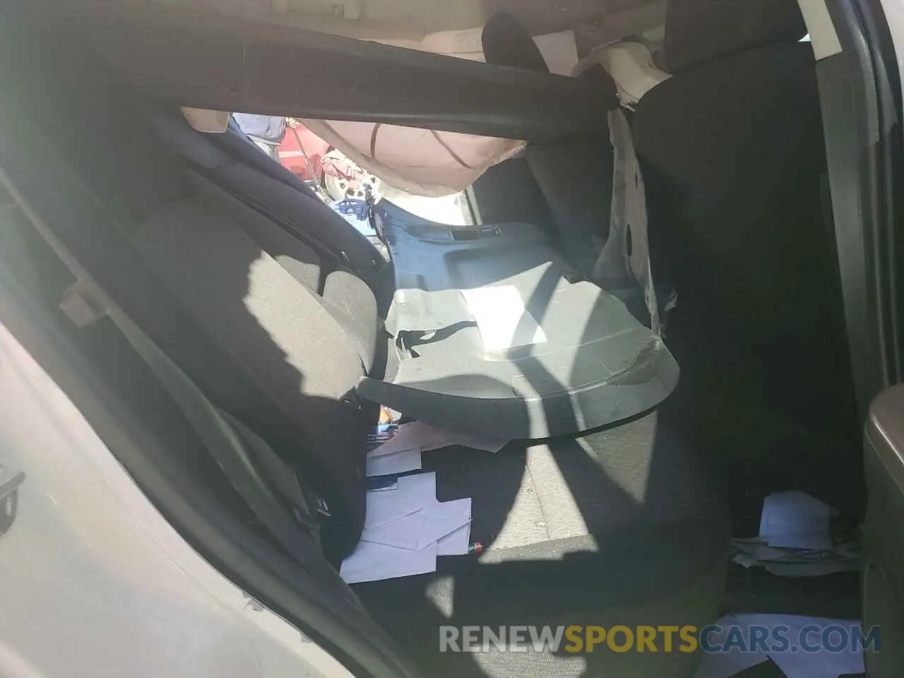 12 Photograph of a damaged car JA4AP4AU5KU017844 MITSUBISHI OUTLANDER 2019