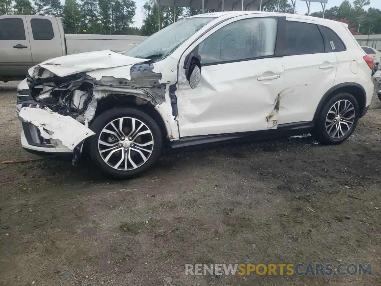 1 Photograph of a damaged car JA4AP4AU9KU030189 MITSUBISHI OUTLANDER 2019