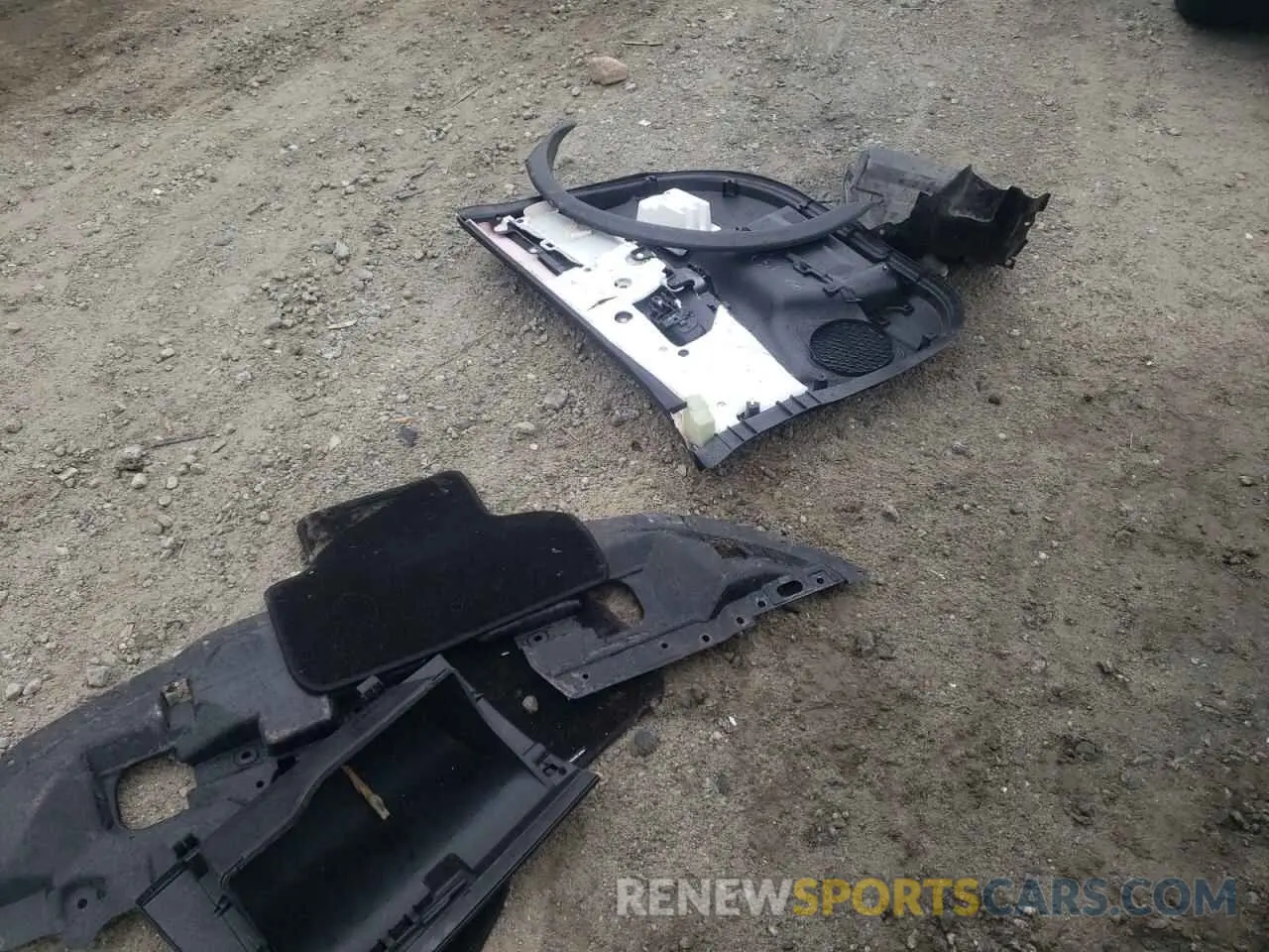 12 Photograph of a damaged car JA4AP4AU9KU030189 MITSUBISHI OUTLANDER 2019
