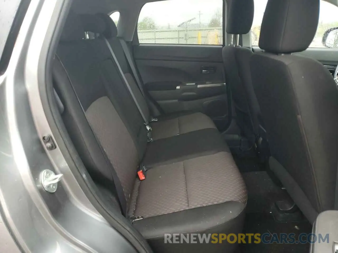 11 Photograph of a damaged car JA4AR3AU0KU030344 MITSUBISHI OUTLANDER 2019