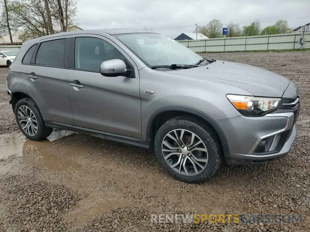 4 Photograph of a damaged car JA4AR3AU0KU030344 MITSUBISHI OUTLANDER 2019