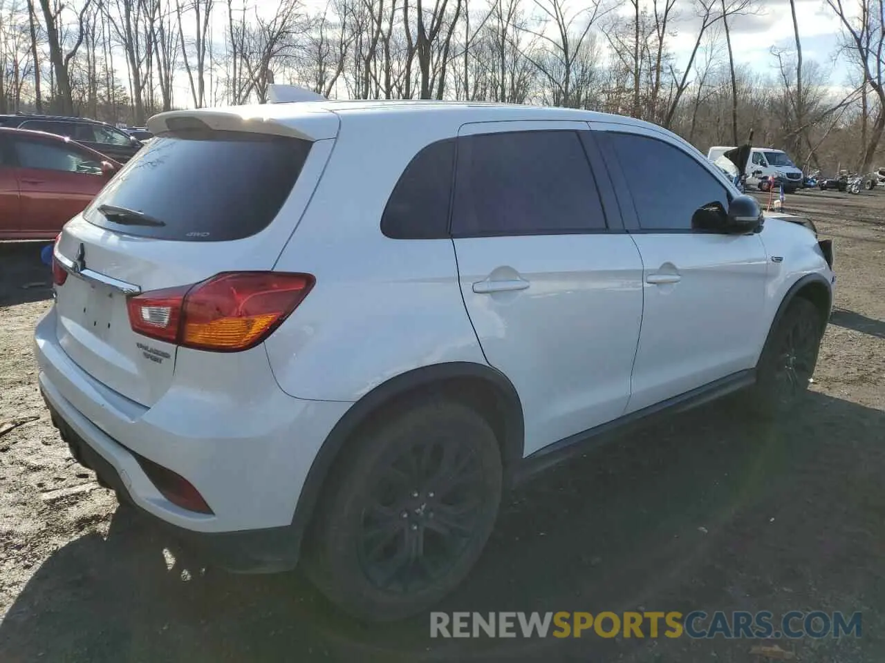 3 Photograph of a damaged car JA4AR3AU0KU031168 MITSUBISHI OUTLANDER 2019